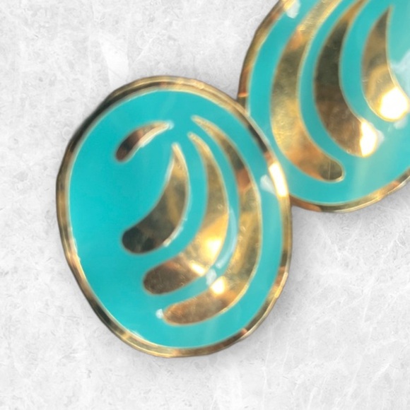 Vintage Gold and Turquoise Earrings - Picture 2 of 2